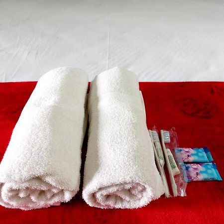 Hotel Harmony House Syariah Near Alun Alun Pati Mitra Reddoorz Exterior foto