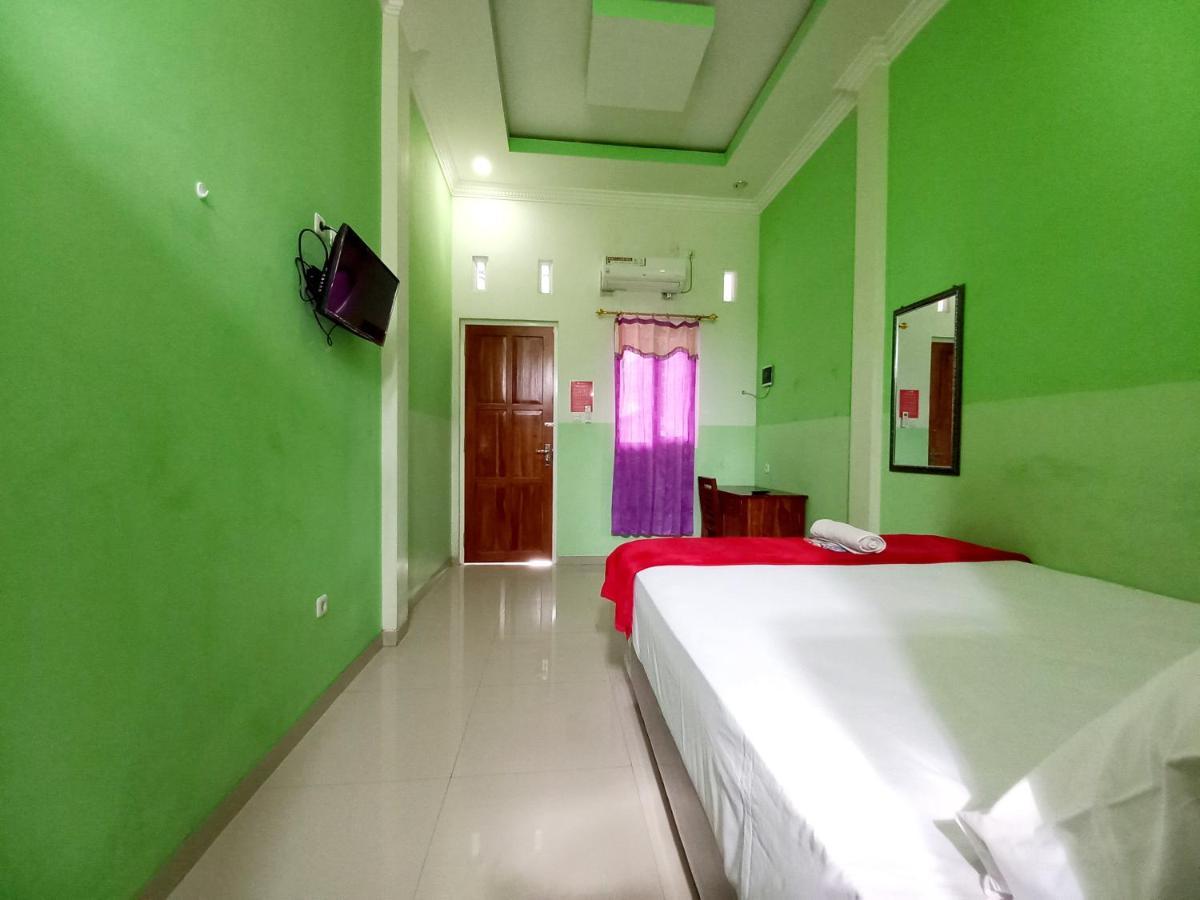 Hotel Harmony House Syariah Near Alun Alun Pati Mitra Reddoorz Exterior foto