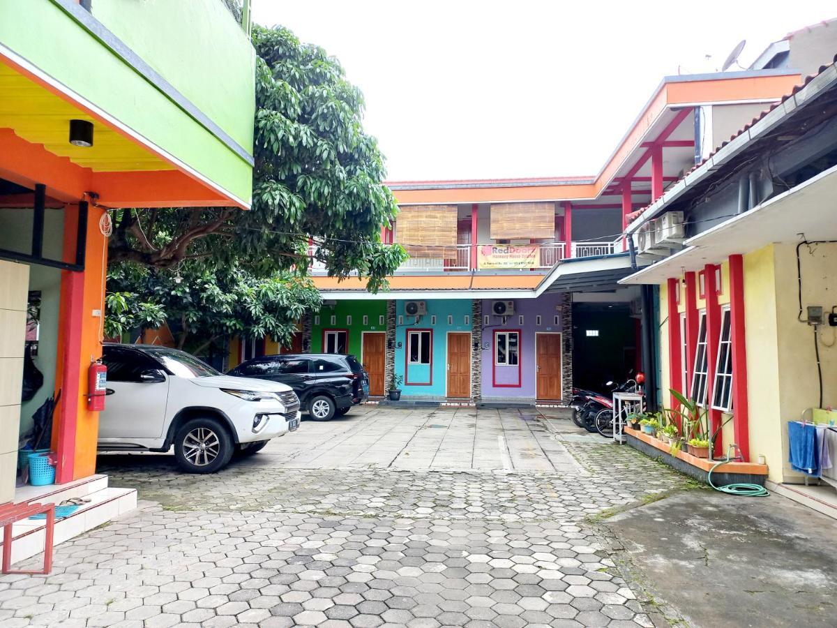 Hotel Harmony House Syariah Near Alun Alun Pati Mitra Reddoorz Exterior foto